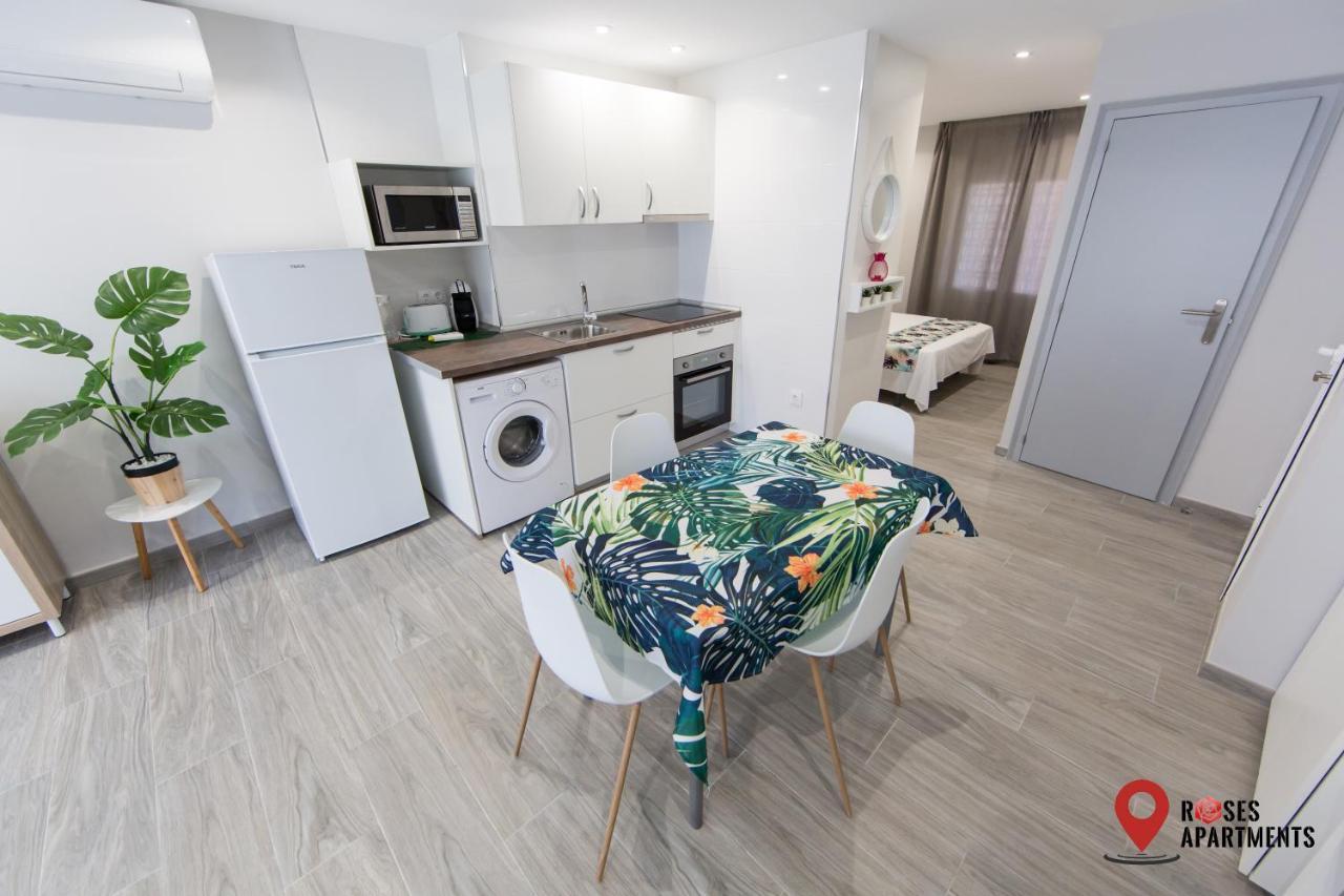 Roses Apartments Tropical Loft Vista Mar Lateral Eksteriør bilde