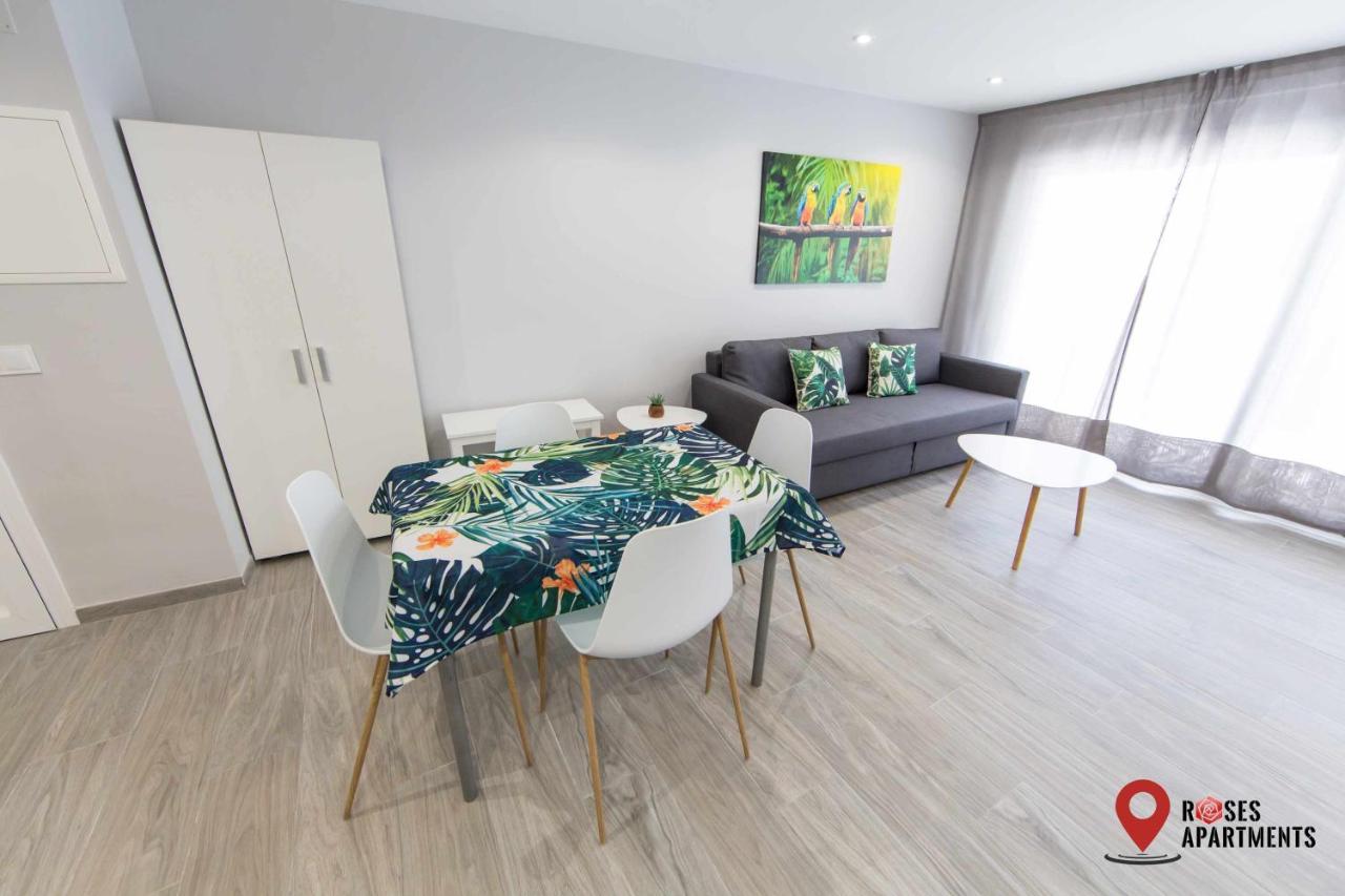 Roses Apartments Tropical Loft Vista Mar Lateral Eksteriør bilde